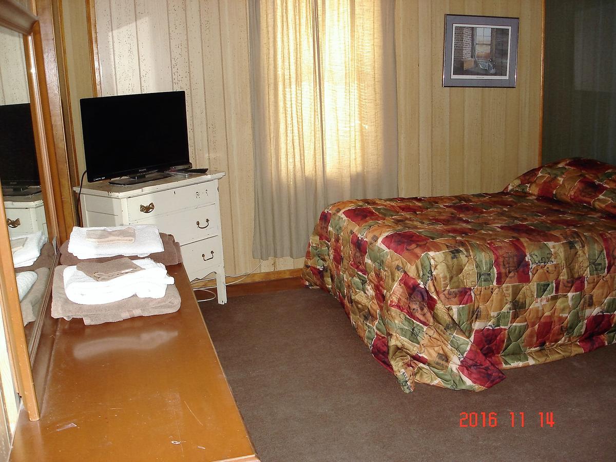 Simpson Hotel Esterno foto