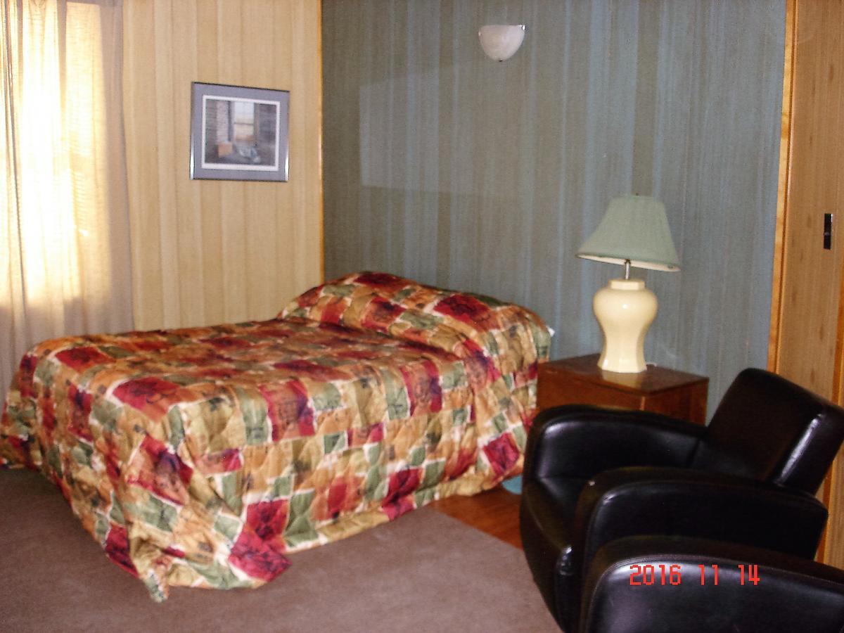 Simpson Hotel Esterno foto