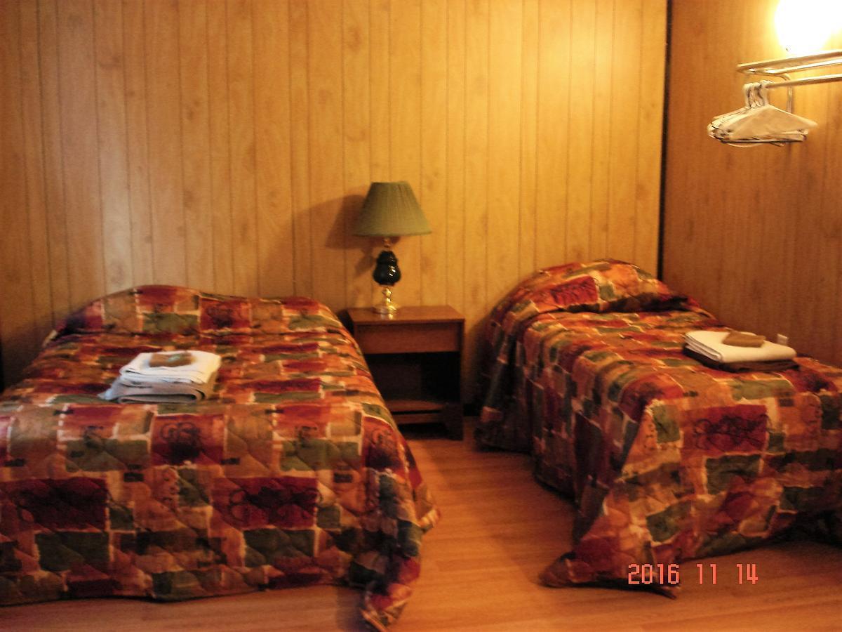 Simpson Hotel Esterno foto